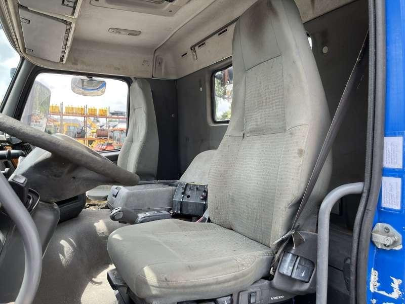 Hook lift truck Volvo Camion Ampliroll FM12 - 340: picture 45 Hook lift truck Volvo Camion Ampliroll FM12 - 340: picture 45