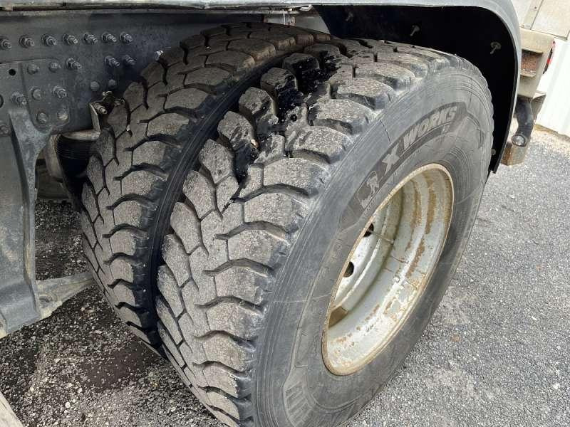 Hook lift truck Volvo Camion Ampliroll FM12 - 340: picture 14 Hook lift truck Volvo Camion Ampliroll FM12 - 340: picture 14