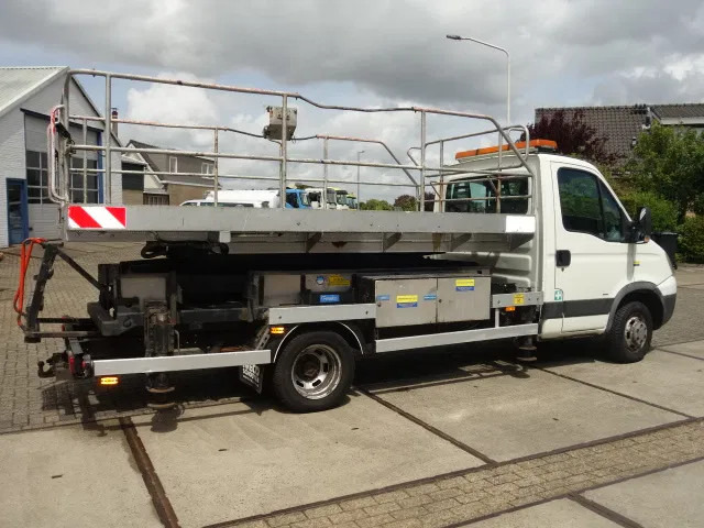 Iveco Daily 40C15 SKY WORKER PLATFORM - Commercial vehicle: picture 3 Iveco Daily 40C15 SKY WORKER PLATFORM - Commercial vehicle: picture 3