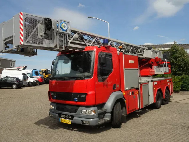 DAF LF 55.250 METZ 30 meter - Fire engine: picture 2 DAF LF 55.250 METZ 30 meter - Fire engine: picture 2