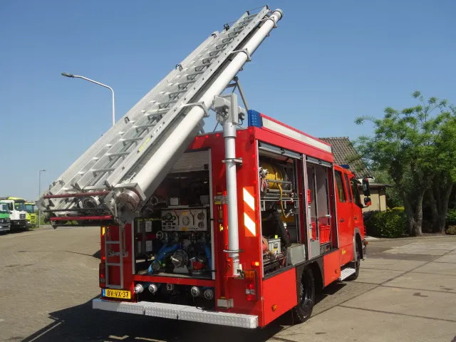 Mercedes-Benz Atego 1326 ziegler pump - Fire engine: picture 5 Mercedes-Benz Atego 1326 ziegler pump - Fire engine: picture 5