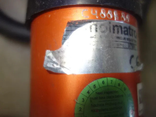 Mercedes-Benz holmatro - Fire engine: picture 2 Mercedes-Benz holmatro - Fire engine: picture 2