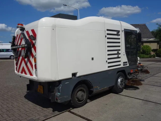 Ravo 540 3E BORSTEL EURO5 - Road sweeper: picture 3 Ravo 540 3E BORSTEL EURO5 - Road sweeper: picture 3