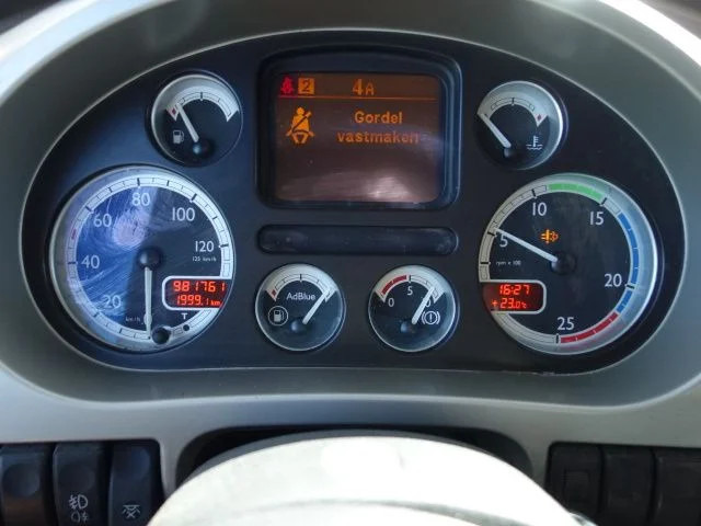 DAF XF 105.460 zf intarder - Tractor unit: picture 3 DAF XF 105.460 zf intarder - Tractor unit: picture 3