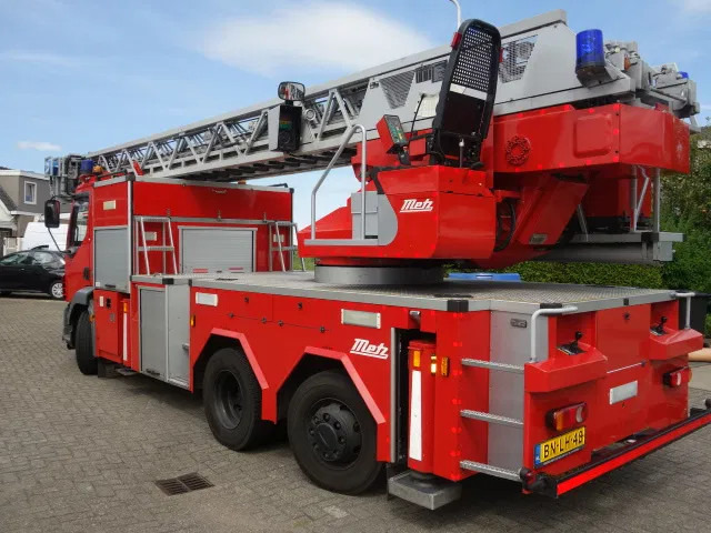 Leasing of DAF LF 250 METZ 30 meter DAF LF 250 METZ 30 meter: picture 13 Leasing of DAF LF 250 METZ 30 meter DAF LF 250 METZ 30 meter: picture 13