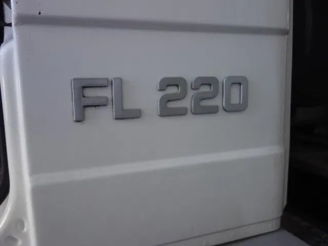 Volvo FL 240 220PK 12000 LITER STEELSPRINGS - Tanker truck: picture 5 Volvo FL 240 220PK 12000 LITER STEELSPRINGS - Tanker truck: picture 5