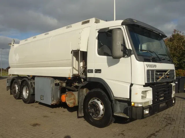 Volvo FM 360 18000 LITER,MANUALPOMP,MANUALCOUNTER - Tanker truck: picture 1 Volvo FM 360 18000 LITER,MANUALPOMP,MANUALCOUNTER - Tanker truck: picture 1