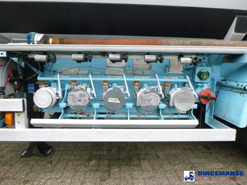 CALDAL Fuel tank alu 30 m3 / 5 comp + pump - Tanker semi-trailer: picture 5 CALDAL Fuel tank alu 30 m3 / 5 comp + pump - Tanker semi-trailer: picture 5