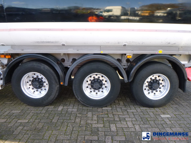 Crane Fruehauf Fuel tank alu 40.4 m3 / 6 comp - Tanker semi-trailer: picture 5 Crane Fruehauf Fuel tank alu 40.4 m3 / 6 comp - Tanker semi-trailer: picture 5