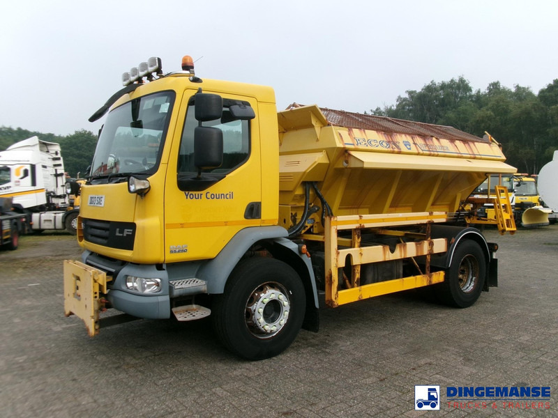 DAF LF 55.250 4X2 RHD gritter - Snow removal vehicle: picture 1 DAF LF 55.250 4X2 RHD gritter - Snow removal vehicle: picture 1