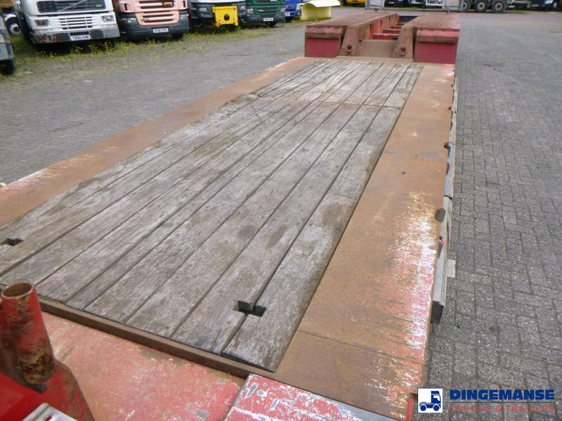 Leasing of Faymonville 4-axle lowbed trailer 88t STBZ-4AV Faymonville 4-axle lowbed trailer 88t STBZ-4AV: picture 19 Leasing of Faymonville 4-axle lowbed trailer 88t STBZ-4AV Faymonville 4-axle lowbed trailer 88t STBZ-4AV: picture 19