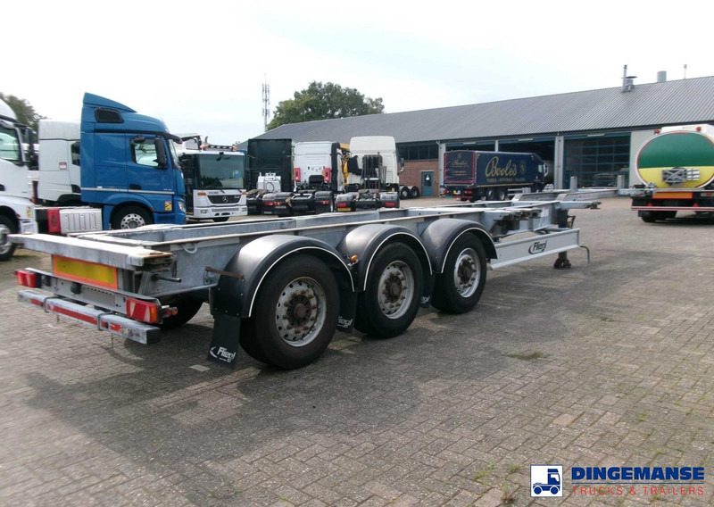 Fliegl 3-axle container trailer 45 ft - Container transporter/ Swap body semi-trailer: picture 4 Fliegl 3-axle container trailer 45 ft - Container transporter/ Swap body semi-trailer: picture 4