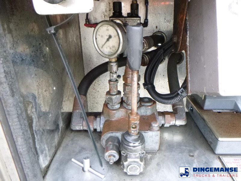 Tanker trailer LAG Fuel tank alu 44.4 m3 / 6 comp + pump: picture 20