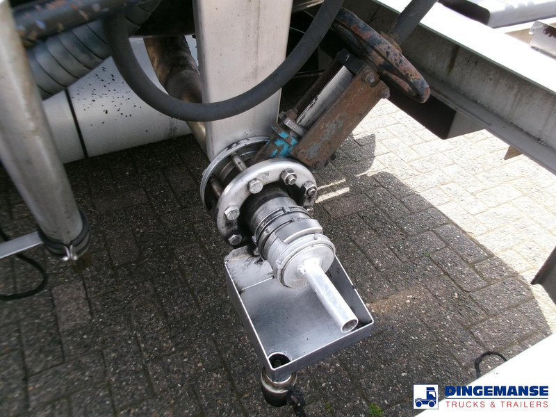 Tanker semi-trailer MAISONNEUVE Bitumen tank inox 33.8 m3 / 1 comp + pump: picture 9 Tanker semi-trailer MAISONNEUVE Bitumen tank inox 33.8 m3 / 1 comp + pump: picture 9
