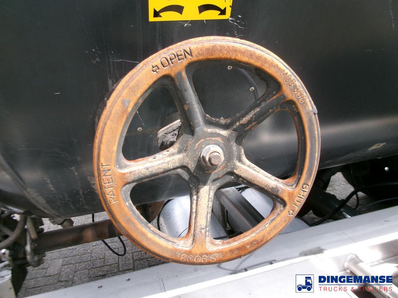 Tanker semi-trailer MAISONNEUVE Bitumen tank inox 33.8 m3 / 1 comp + pump: picture 14 Tanker semi-trailer MAISONNEUVE Bitumen tank inox 33.8 m3 / 1 comp + pump: picture 14