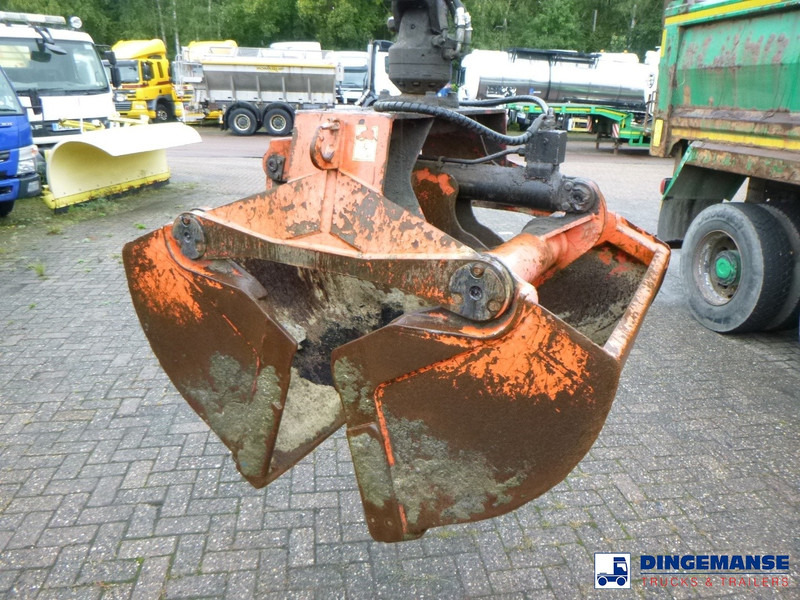 Crane truck MAN TGS 35.400 8X4 RHD tipper + Palfinger Epsilon M125L: picture 17