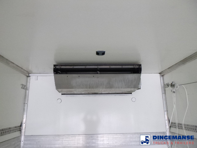 Refrigerated truck Mercedes-Benz Antos 2533 RHD 6x2 Thermoking T1000R frigo: picture 15