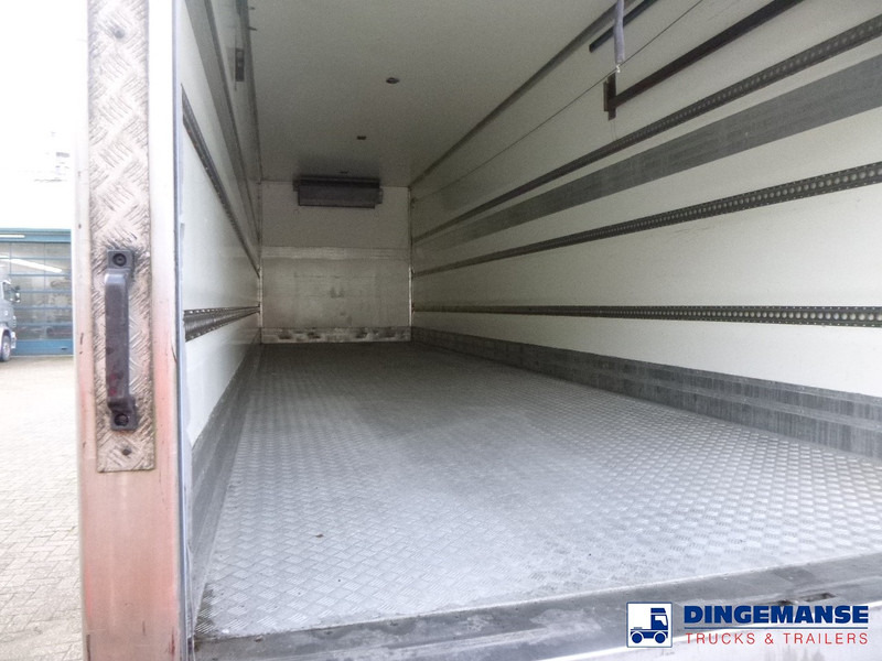 Refrigerated truck Mercedes-Benz Antos 2533 RHD 6x2 Thermoking T1000R frigo: picture 11
