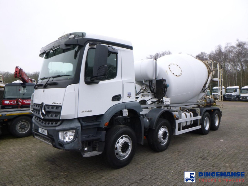 Mercedes-Benz Arocs 3240 8x4 RHD Schwing mixer - Concrete mixer truck: picture 1 Mercedes-Benz Arocs 3240 8x4 RHD Schwing mixer - Concrete mixer truck: picture 1