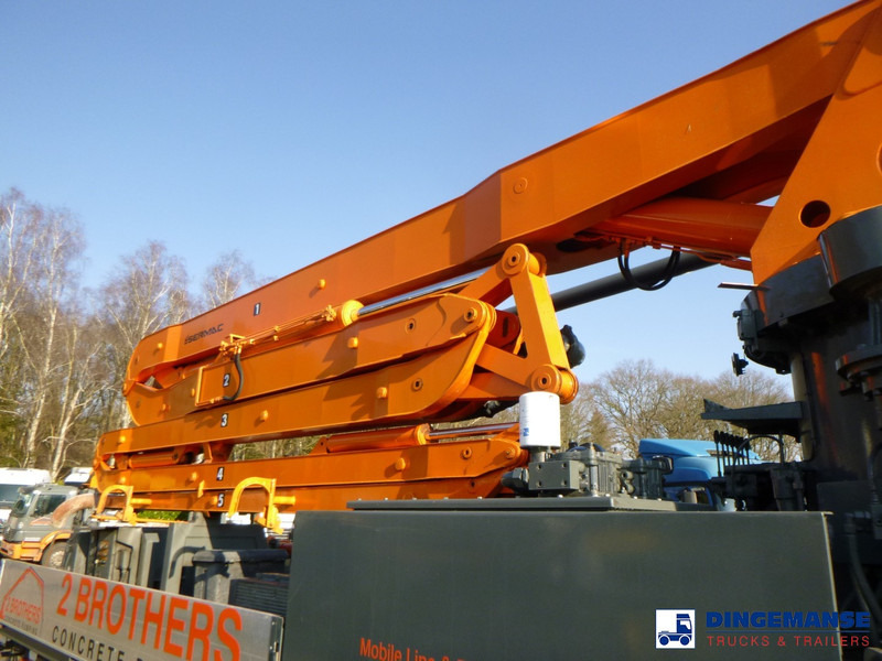 Leasing of Mercedes-Benz Axor 2633 6x4 RHD Sermac SCL 130 concrete pump 32 m Mercedes-Benz Axor 2633 6x4 RHD Sermac SCL 130 concrete pump 32 m: picture 9