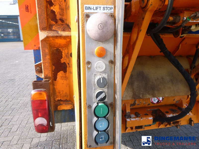 Refuse truck Mercedes-Benz Econic 2629 6x2 RHD Faun refuse truck: picture 12