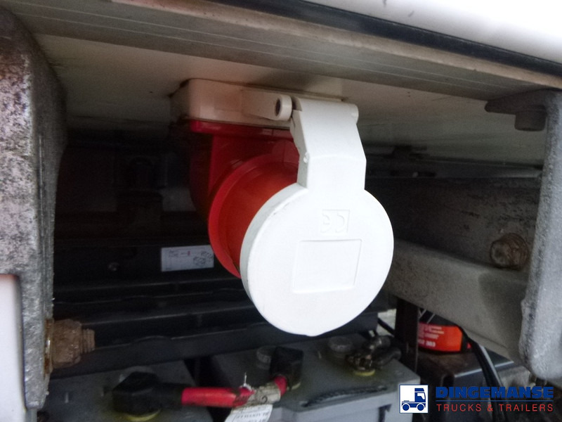 Refrigerated truck Renault D18 Wide 4x2 RHD Thermoking T800 R frigo: picture 12