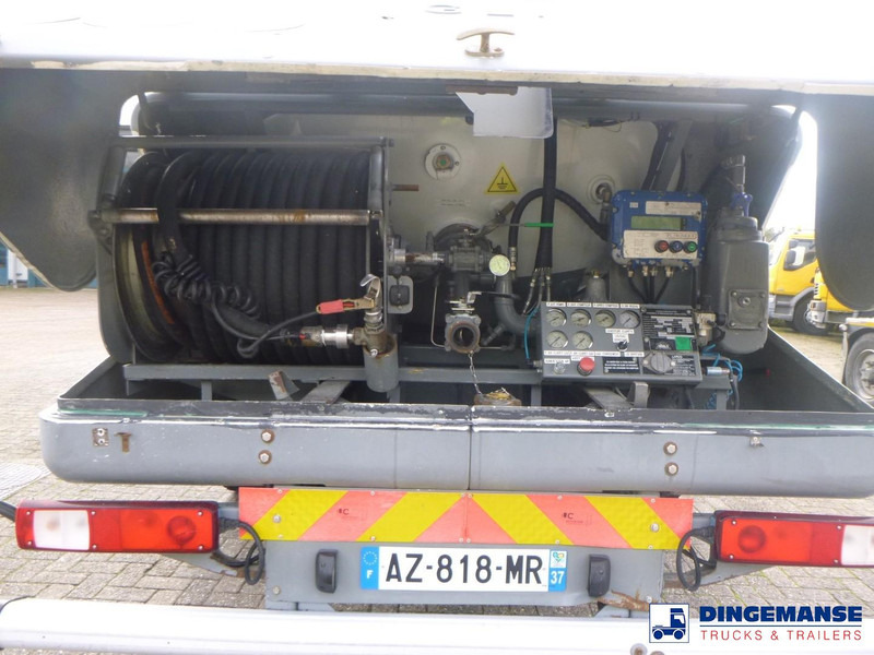 Renault Premium 270.19 dxi 4x2 gas tank 19.6 m3 - Tanker truck: picture 5 Renault Premium 270.19 dxi 4x2 gas tank 19.6 m3 - Tanker truck: picture 5