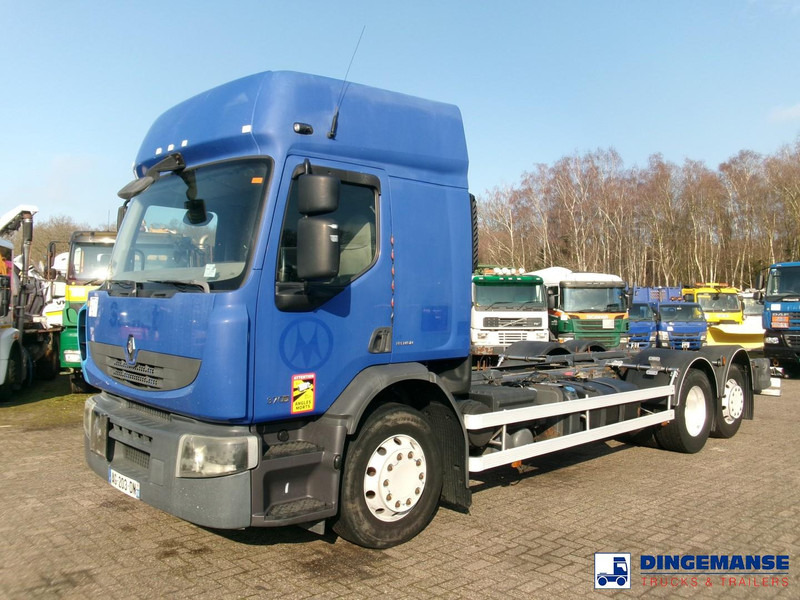 Renault Premium 370 6x2 chassis - Cab chassis truck: picture 1 Renault Premium 370 6x2 chassis - Cab chassis truck: picture 1