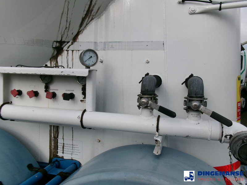 SPITZER Powder tank alu 37 m3 / 1 comp - Tanker semi-trailer: picture 5 SPITZER Powder tank alu 37 m3 / 1 comp - Tanker semi-trailer: picture 5