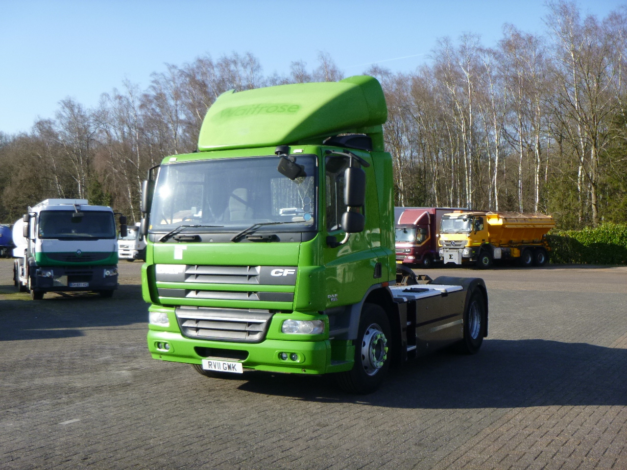 Tractor unit DAF CF 75.310 4x2 RHD: picture 1