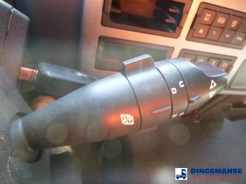 Tractor unit Renault T 460 4x2 Euro 6 + ADR: picture 18