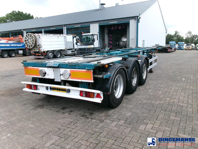 Van Hool 3-axle container chassis 20,30 ft. - Container transporter/ Swap body semi-trailer: picture 4 Van Hool 3-axle container chassis 20,30 ft. - Container transporter/ Swap body semi-trailer: picture 4
