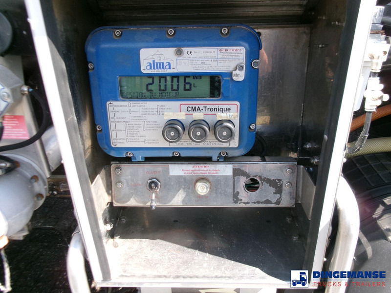 Tanker truck Volvo FE 260 4x2 dxi fuel tank 13.3 m3 / 4 comp / ADR 21-06-2024: picture 15