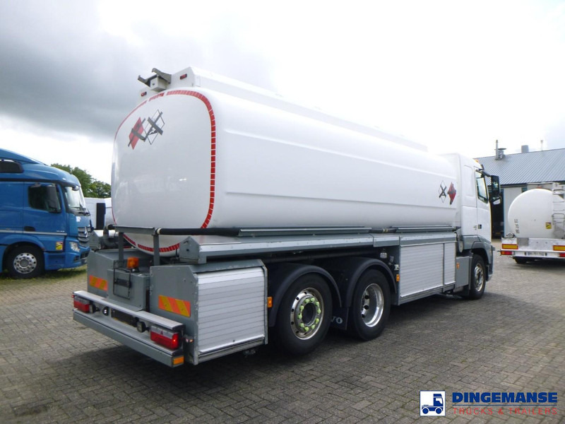 Volvo FH 460 6x2 fuel tank 23.6 m3 / 4 comp - Tanker truck: picture 3 Volvo FH 460 6x2 fuel tank 23.6 m3 / 4 comp - Tanker truck: picture 3