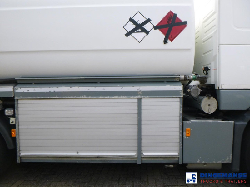 Volvo FH 460 6x2 fuel tank 23.6 m3 / 4 comp - Tanker truck: picture 5 Volvo FH 460 6x2 fuel tank 23.6 m3 / 4 comp - Tanker truck: picture 5
