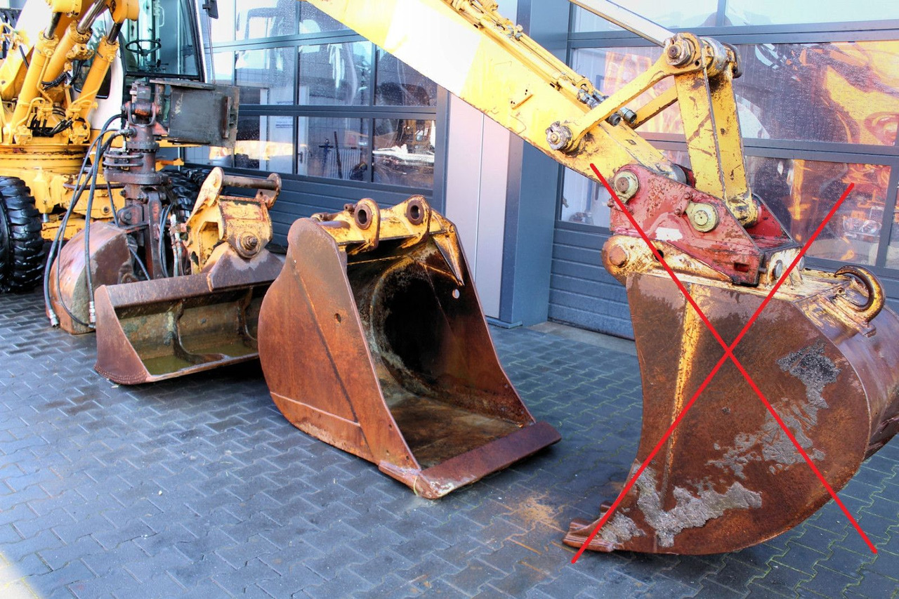 Liebherr diverse Schaufeln und Zubehör Liebherr - Bucket for Construction machinery: picture 2 Liebherr diverse Schaufeln und Zubehör Liebherr - Bucket for Construction machinery: picture 2