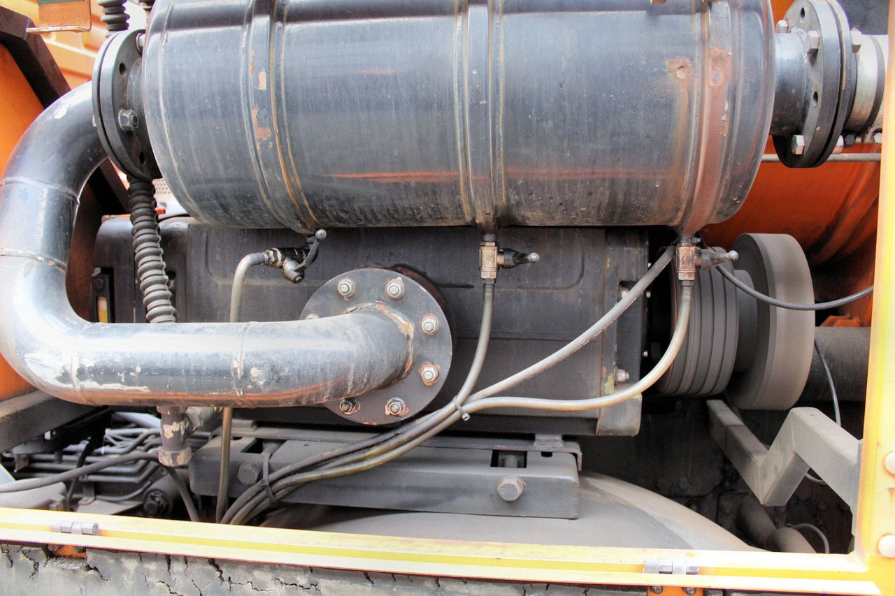 Vacuum truck MAN FE 32.410 A 8x2 Assmann 17m³ Saug u.Druck INOX: picture 8 Vacuum truck MAN FE 32.410 A 8x2 Assmann 17m³ Saug u.Druck INOX: picture 8