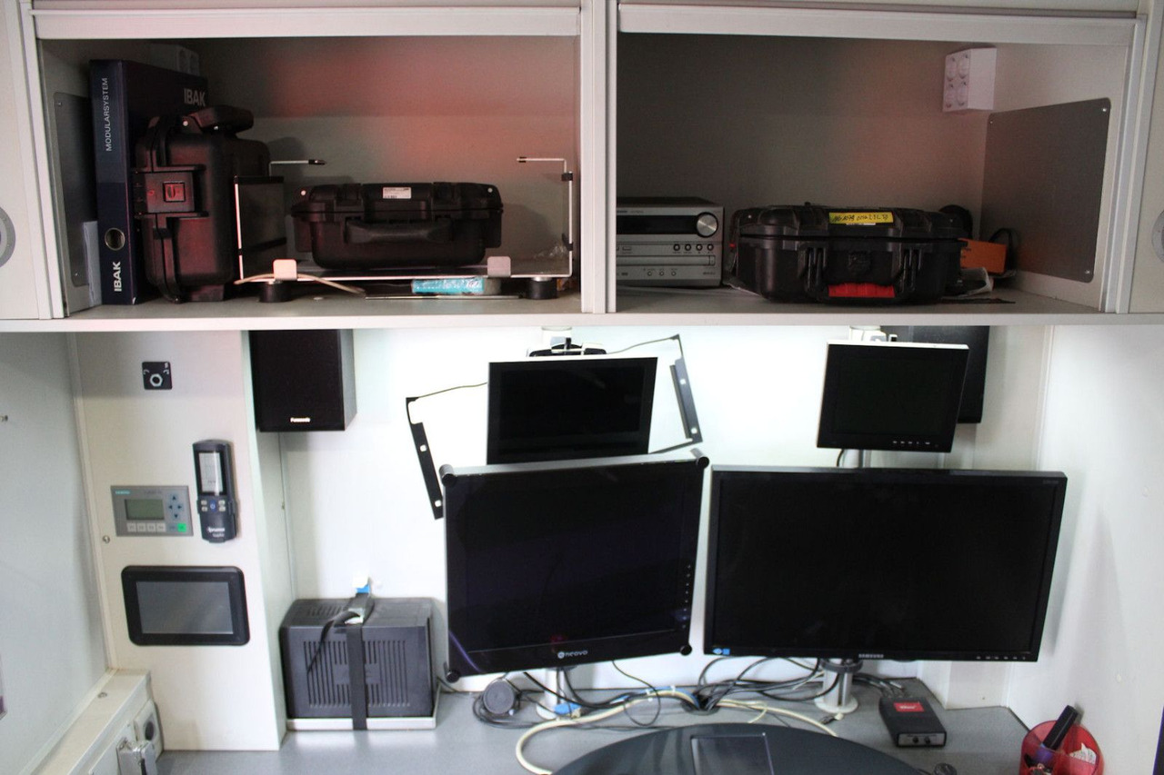 Vacuum truck Mercedes-Benz Sprinter 719 V6 CDI 2m³HD-Spül+IBAK TV-Kanal 3D: picture 14