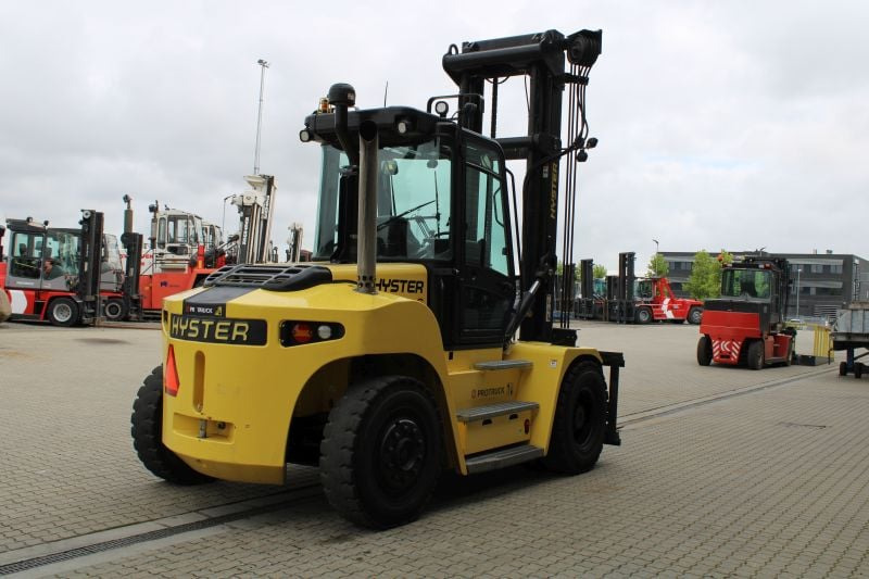 Hyster H9.00XM-6 - Diesel forklift: picture 3 Hyster H9.00XM-6 - Diesel forklift: picture 3