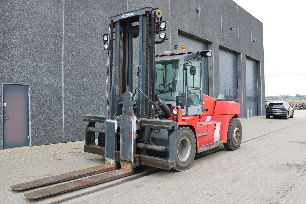 Kalmar DCE150-12 - Diesel forklift: picture 2 Kalmar DCE150-12 - Diesel forklift: picture 2