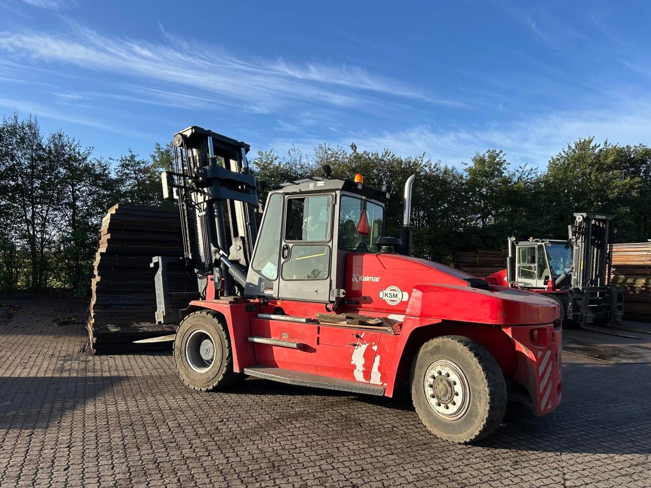 Kalmar DCE160-6 - Diesel forklift: picture 1 Kalmar DCE160-6 - Diesel forklift: picture 1