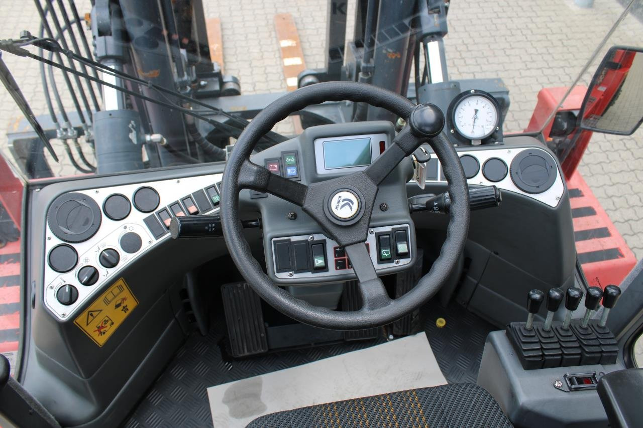 Kalmar DCE90-6 - Diesel forklift: picture 4 Kalmar DCE90-6 - Diesel forklift: picture 4