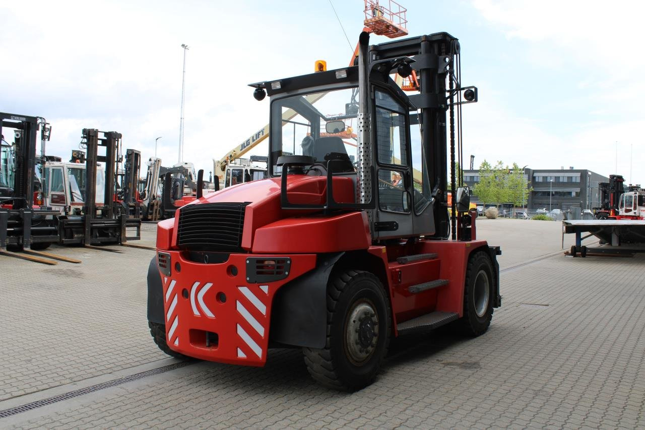 Kalmar DCE90-6 - Diesel forklift: picture 3 Kalmar DCE90-6 - Diesel forklift: picture 3