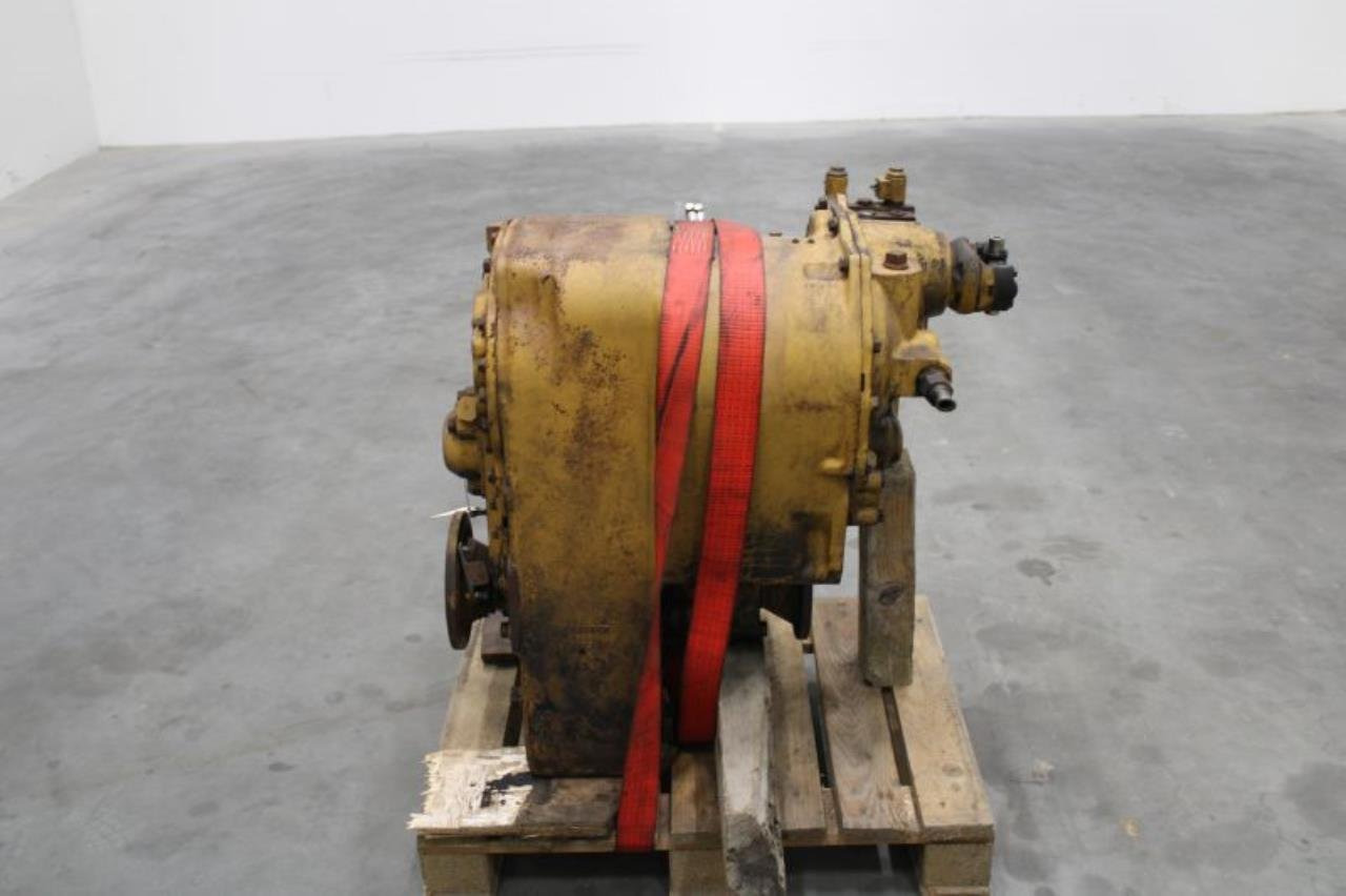 Kalmar R32822-630 - Transmission for Material handling equipment: picture 2 Kalmar R32822-630 - Transmission for Material handling equipment: picture 2