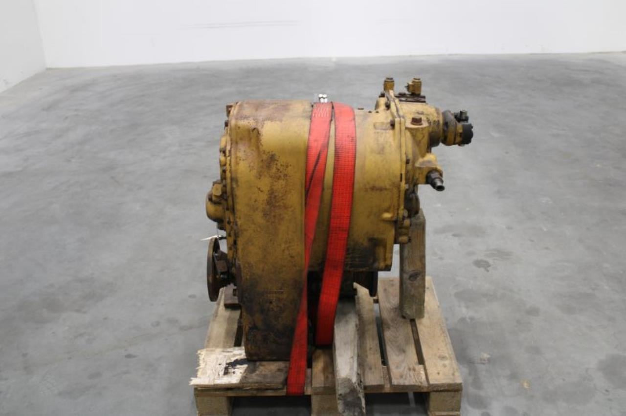 Kalmar R32822-630 - Transmission for Material handling equipment: picture 2 Kalmar R32822-630 - Transmission for Material handling equipment: picture 2