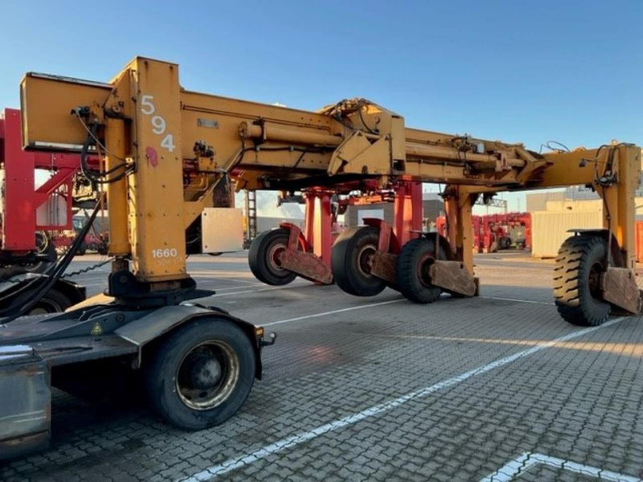 SISU 20-40” - Port equipment: picture 1 SISU 20-40” - Port equipment: picture 1