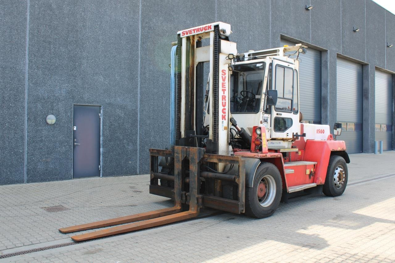 SveTruck 1560 - Diesel forklift: picture 2 SveTruck 1560 - Diesel forklift: picture 2