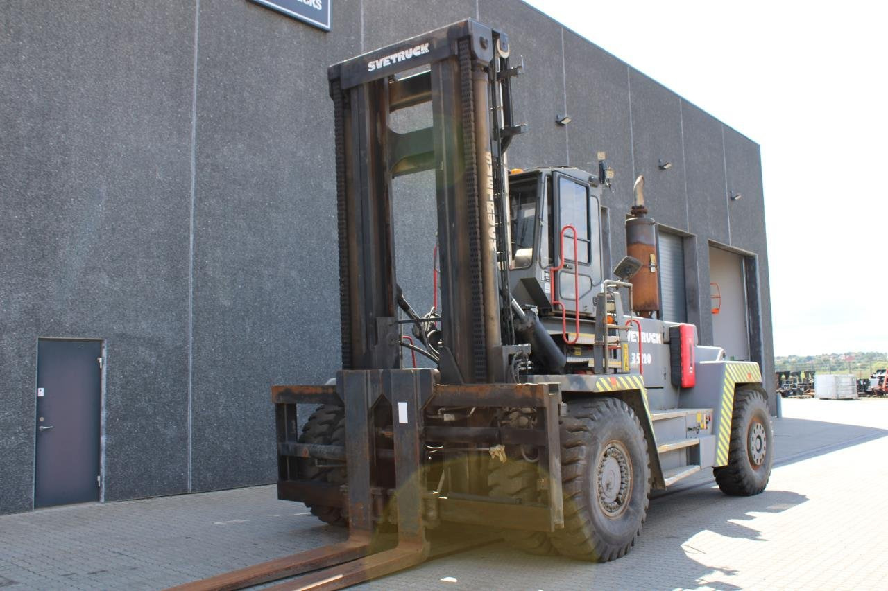 SveTruck 35120-50 - Diesel forklift: picture 2 SveTruck 35120-50 - Diesel forklift: picture 2