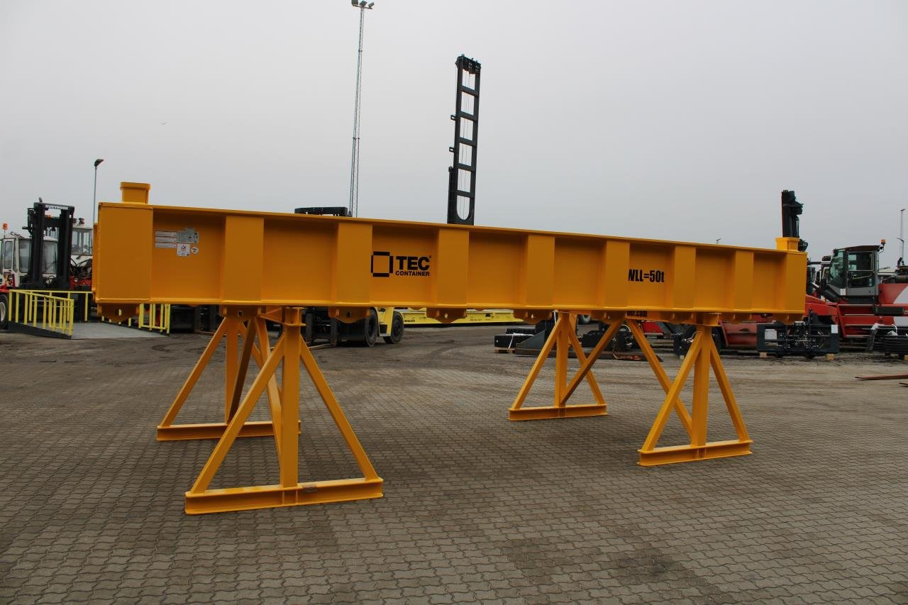 Tec Container 20“ WITH - Port equipment: picture 3 Tec Container 20“ WITH - Port equipment: picture 3