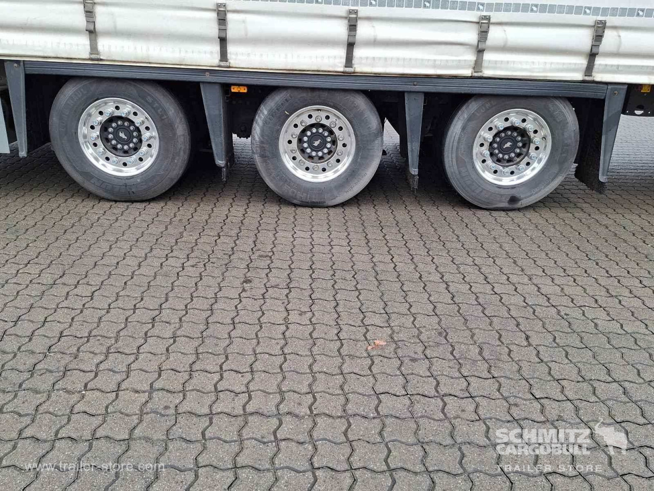 SCHMITZ Auflieger Curtainsider Mega - Curtainsider semi-trailer: picture 2 SCHMITZ Auflieger Curtainsider Mega - Curtainsider semi-trailer: picture 2